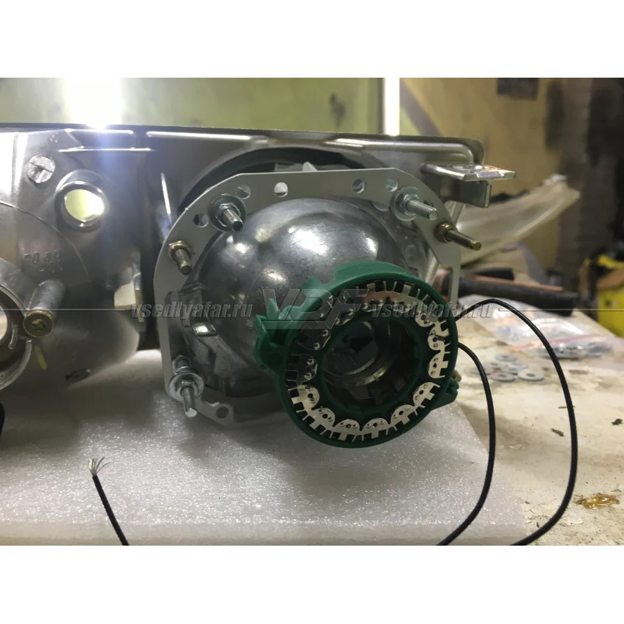 Рамки для замены линз в фарах Audi A6 C5 2001-2004