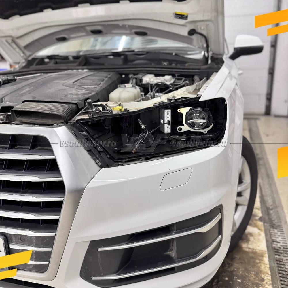 Рамки для замены линз в фарах Audi Q7 2015-2020 Xenon