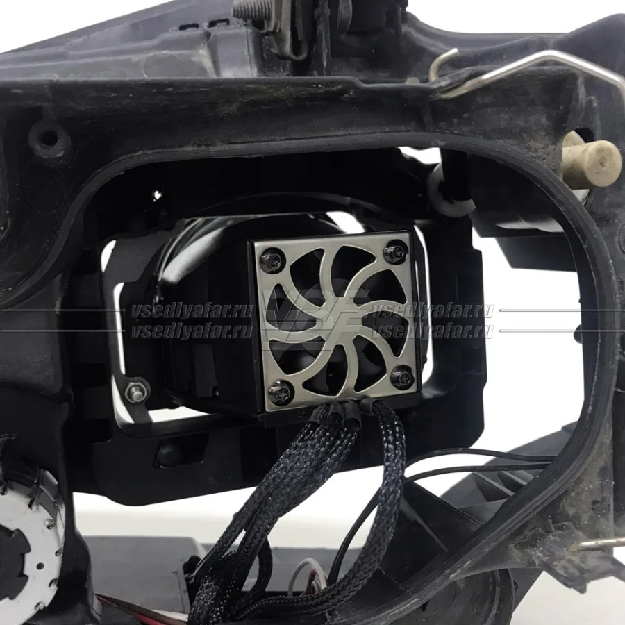 Рамки для замены линз в фарах BMW 1 E81/E87 2004-2011