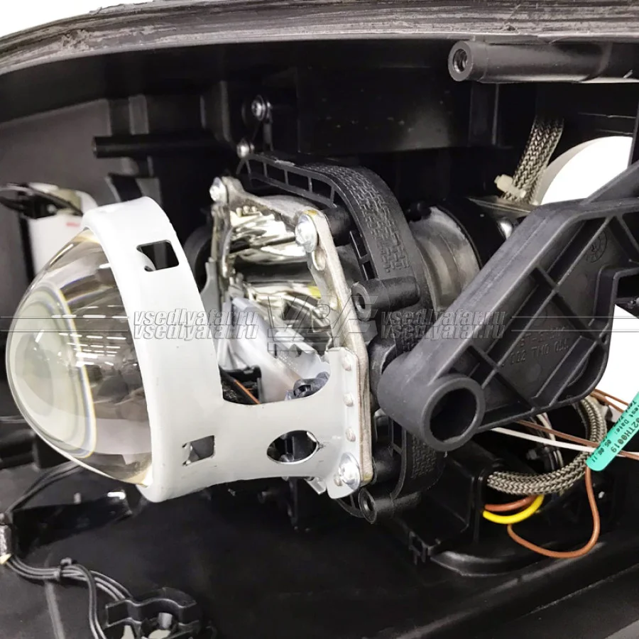 Рамки для замены линз в фарах BMW X5 E70 2006-2013 Пластик.