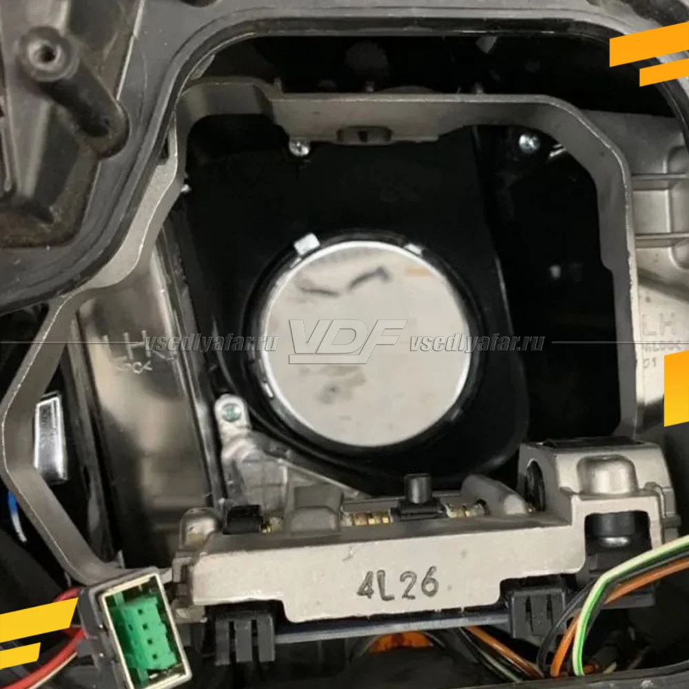 Рамки для замены линз в фарах Cadillac ATS 2012-2019 с AFS
