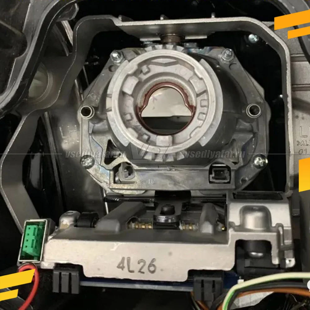 Рамки для замены линз в фарах Cadillac ATS 2012-2019 с AFS