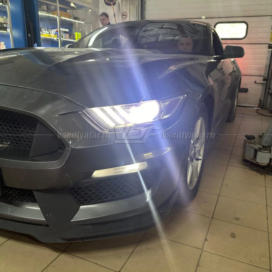 Рамки для замены линз в фарах Ford Mustang 2013-2017