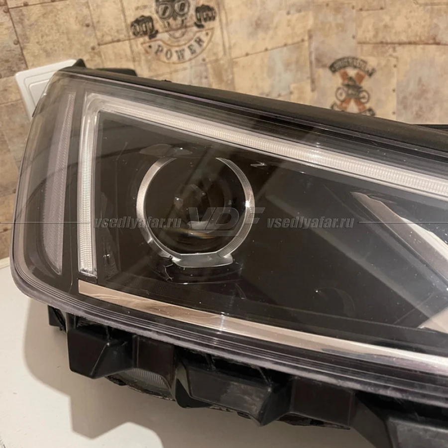 Рамки для замены линз в фарах Hyundai Elantra 2018-2020