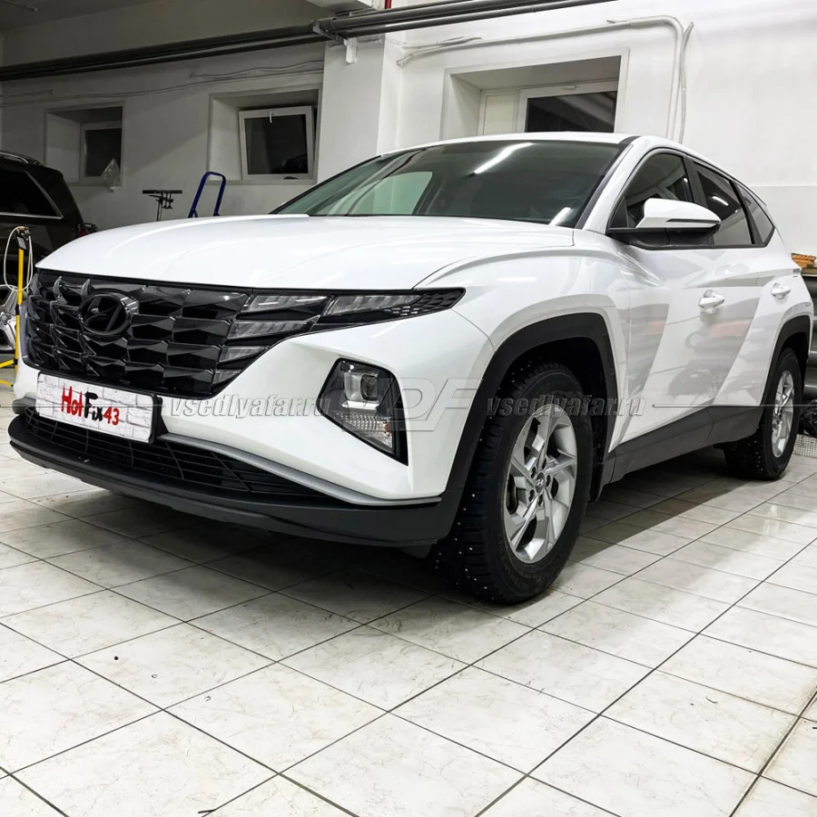 Рамки для замены линз в фарах Hyundai Tucson 2020-2022