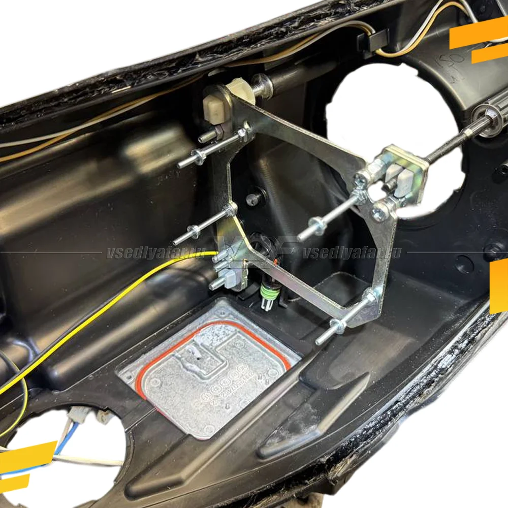 Рамки для замены линз в фарах Hyundai ix35 2013-2015