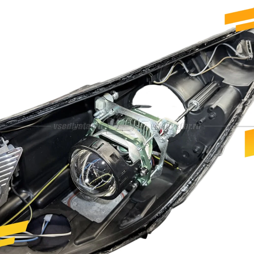 Рамки для замены линз в фарах Hyundai ix35 2013-2015
