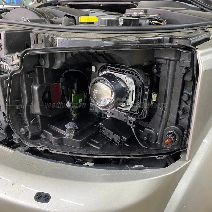 Рамки для замены линз в фарах Land Rover Discovery 4 2013-2017