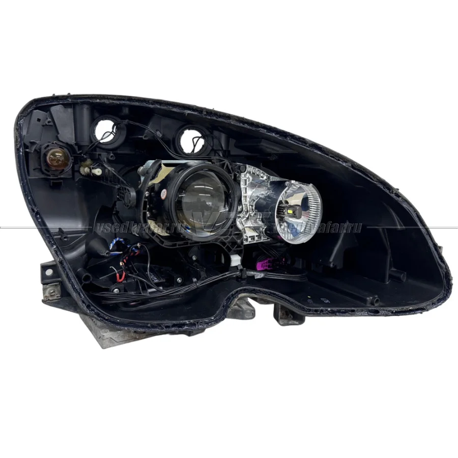 Рамки для замены линз в фарах Mercedes C W204 2007-2011 Тип 2