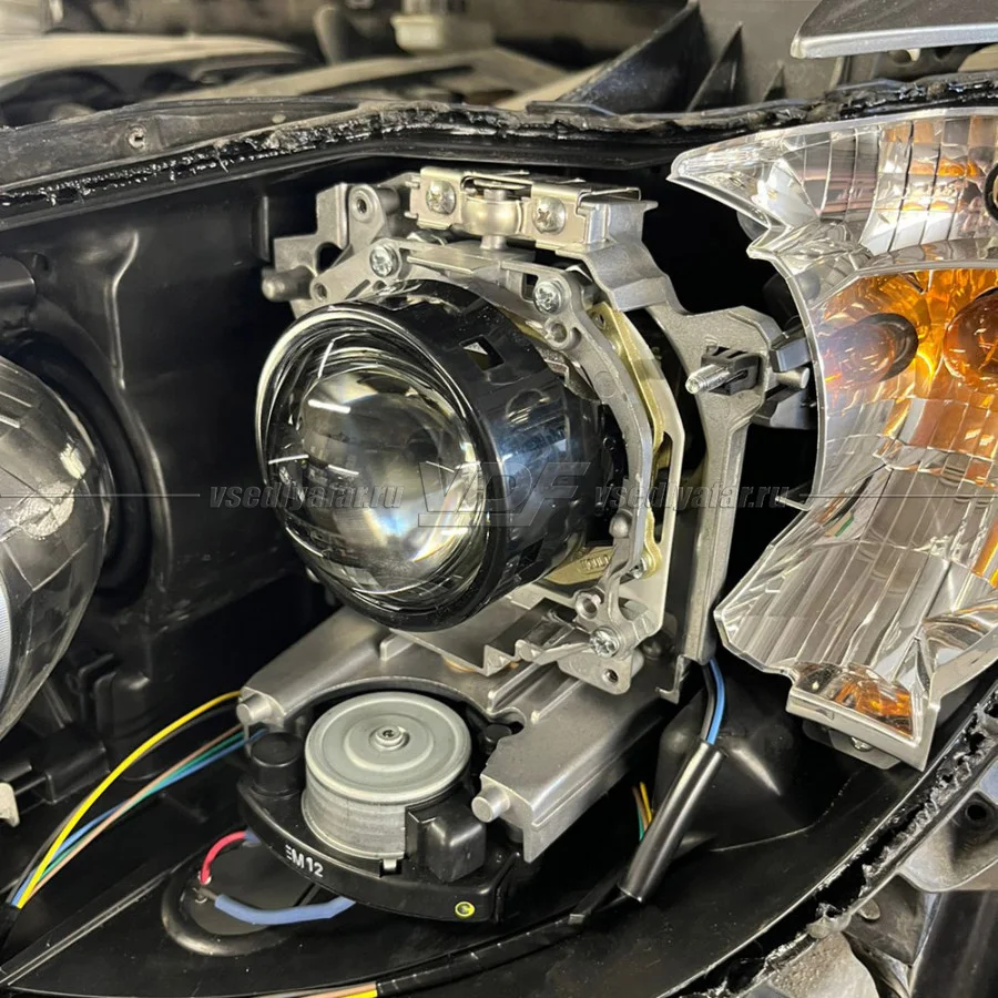 Рамки для замены линз в фарах Mazda CX-5 2011-2015 с AFS