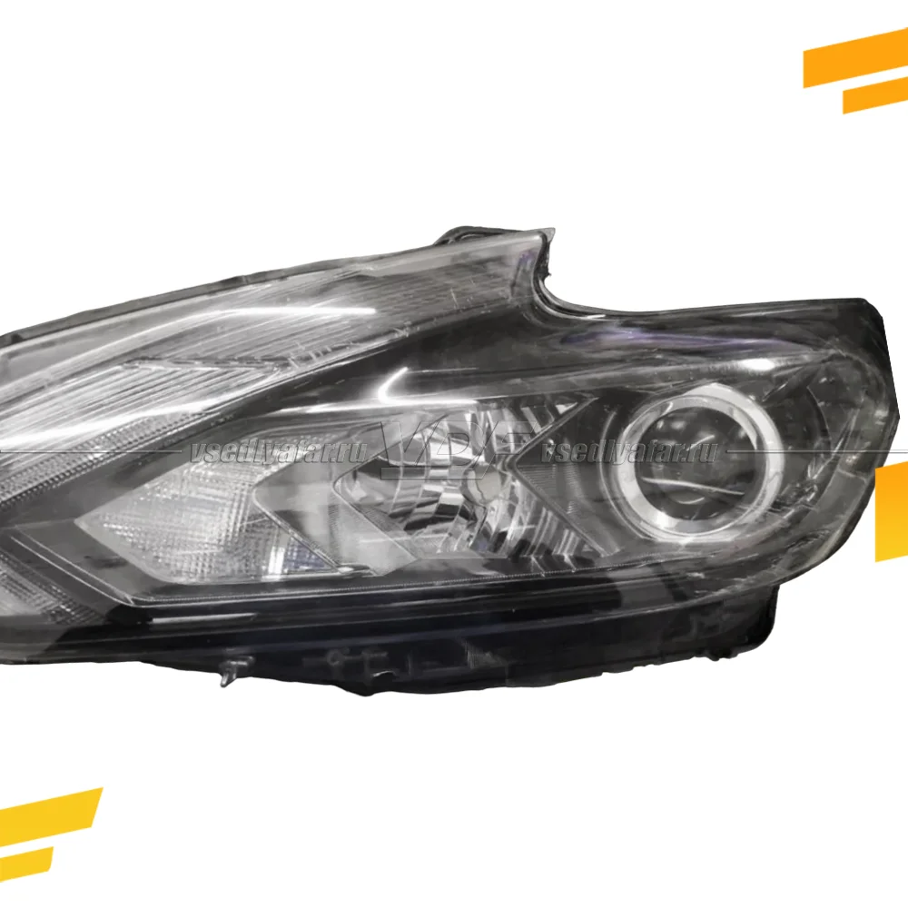 Рамки для замены линз в фарах Nissan Altima 2015-2018 LED