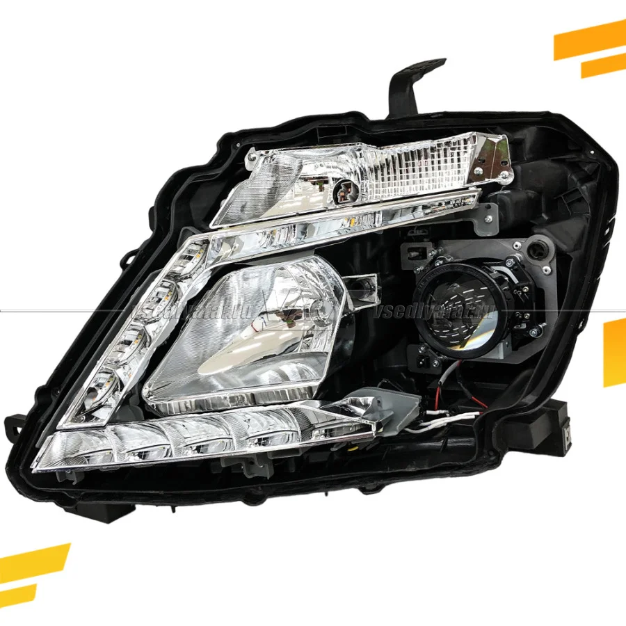 Рамки для замены линз в фарах Nissan Patrol Y62 2014-2019 LED