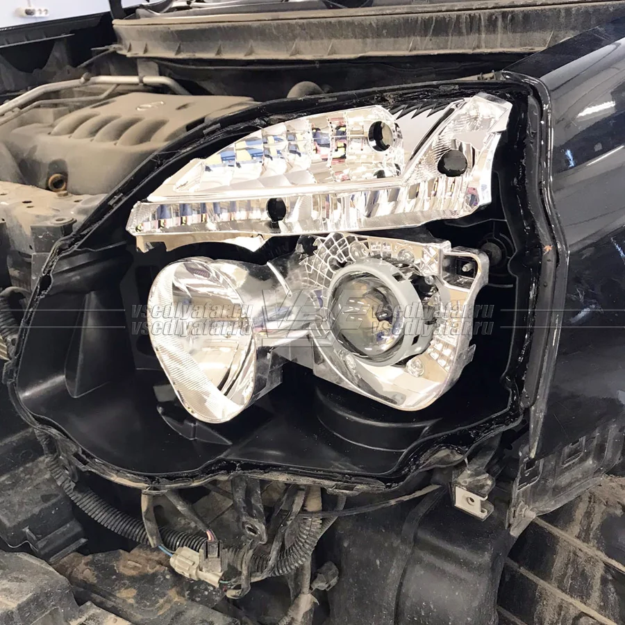 Рамки для замены линз в фарах Nissan X-Trail 2010-2015