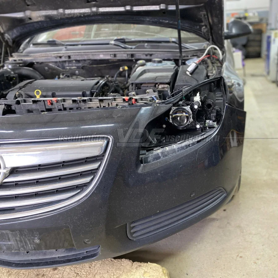 Рамки для замены линз в фарах Opel Insignia 2008-2013