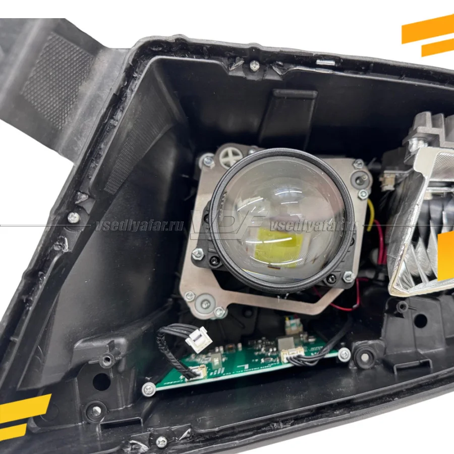 Рамки для замены линз в фарах Sitrak C7H 2021-2024 LED