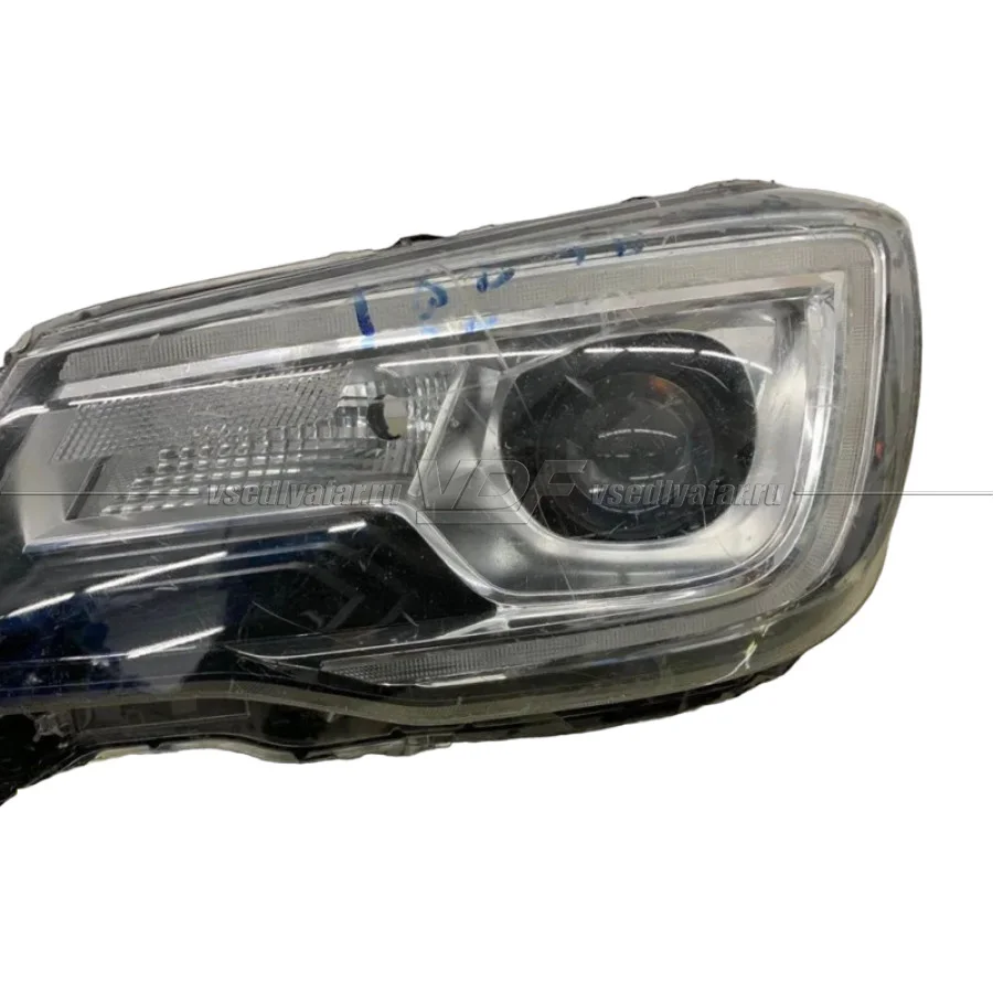 Рамки для замены линз в фарах Subaru Forester 2016-2019 LED с AFS