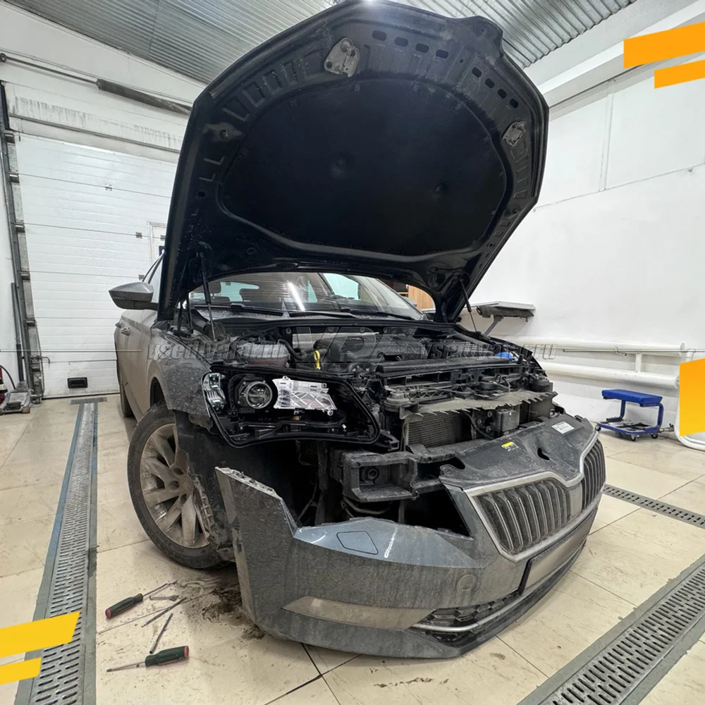 Рамки для замены линз в фарах Skoda Superb 2015-2019 с AFS Intellect
