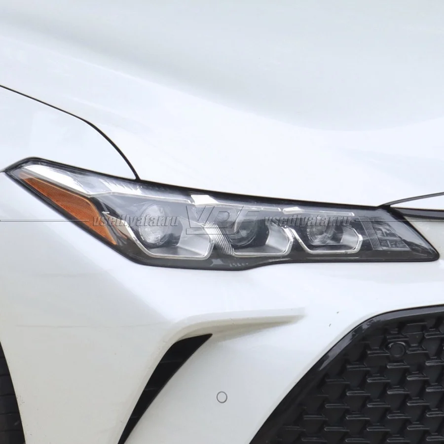 Рамки для замены линз в фарах Toyota Avalon 2018-2022