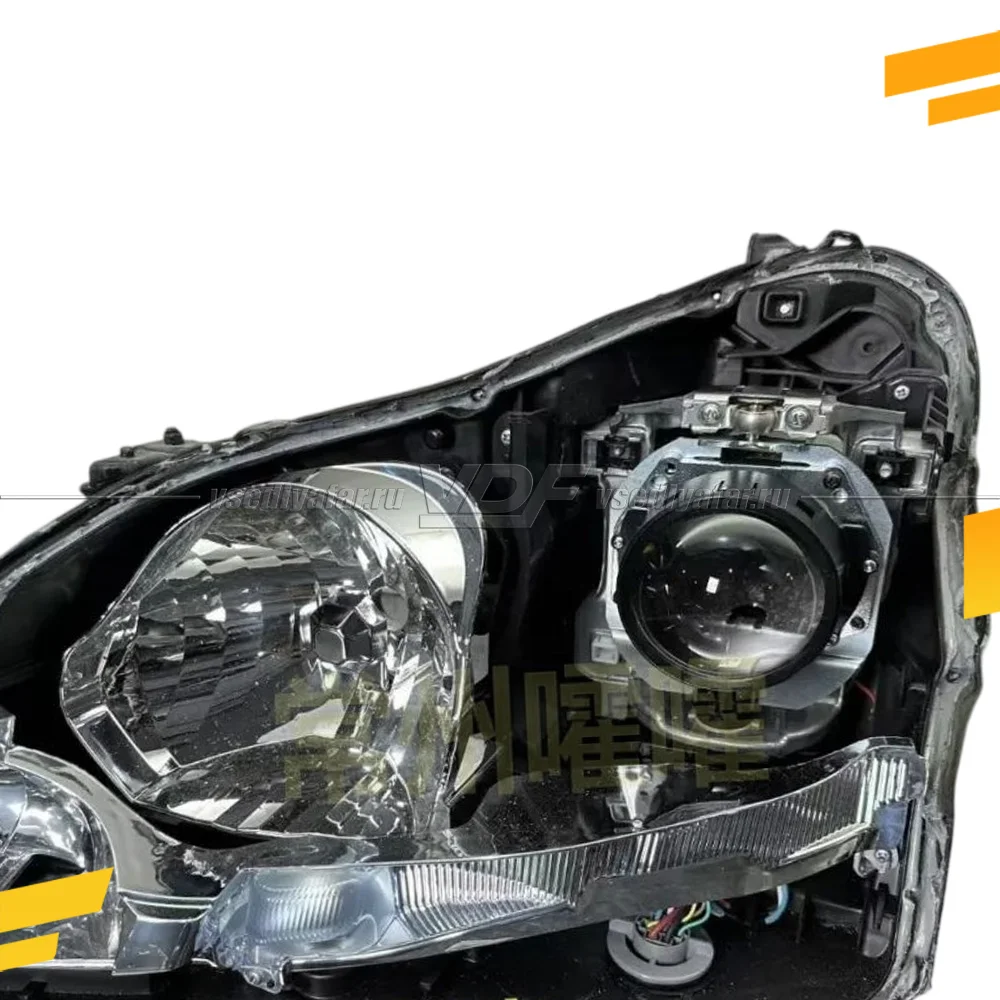 Рамки для замены линз в фарах Toyota Crown 2008-2014 с AFS