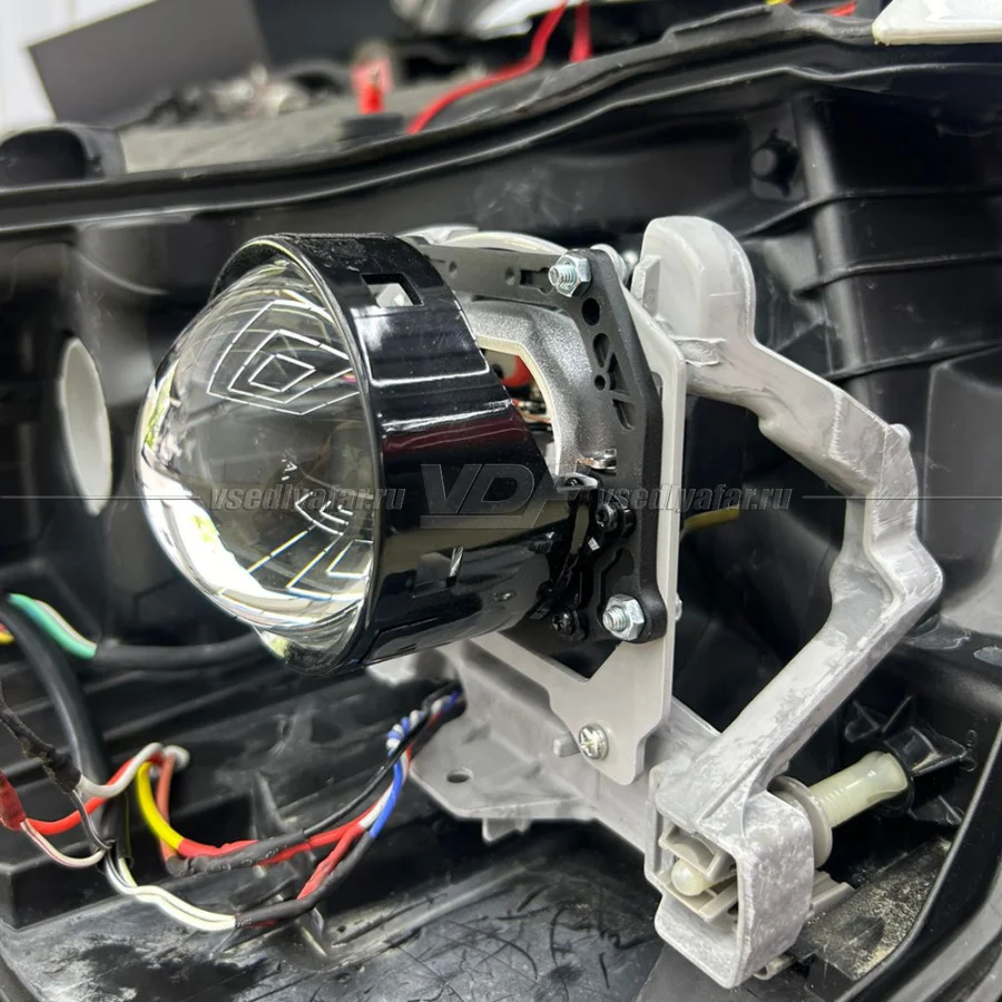 Рамки для замены линз в фарах Toyota Camry V70 2017-2021 Full LED Тип 3