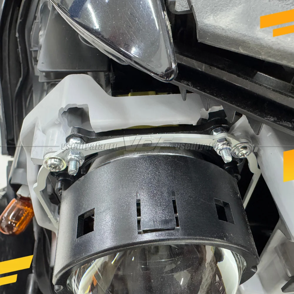 Рамки для замены линз в фарах Toyota Land Cruiser 200 2015-2021 LED БС