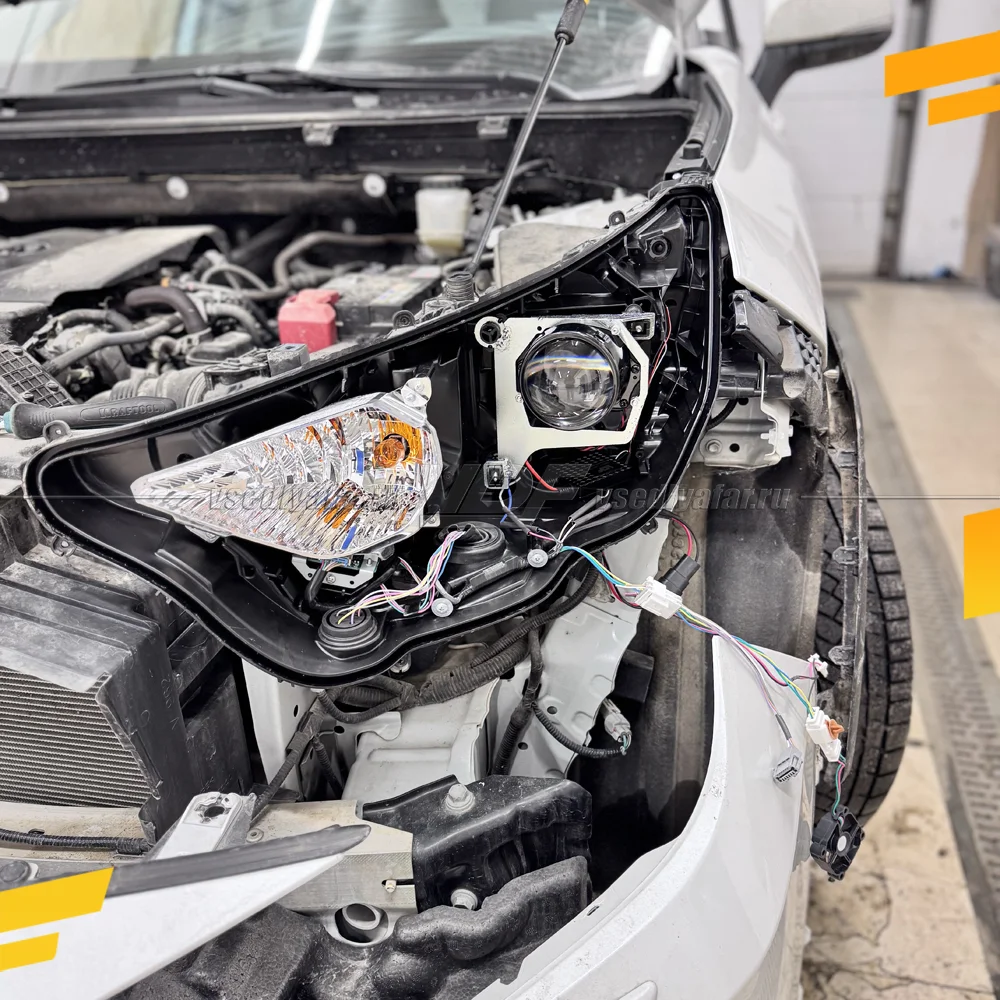 Рамки для замены линз в фарах Toyota RAV4 2018-2022 LED
