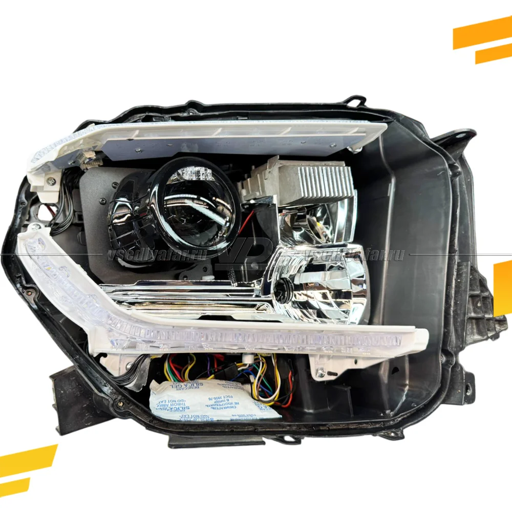 Рамки для установки линз в фары Toyota Tundra 2013-2022 LED Рефлектор
