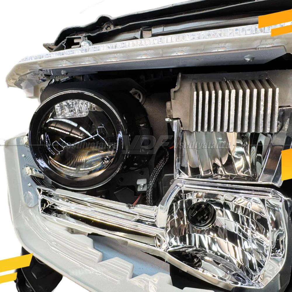 Рамки для установки линз в фары Toyota Tundra 2013-2022 LED Рефлектор