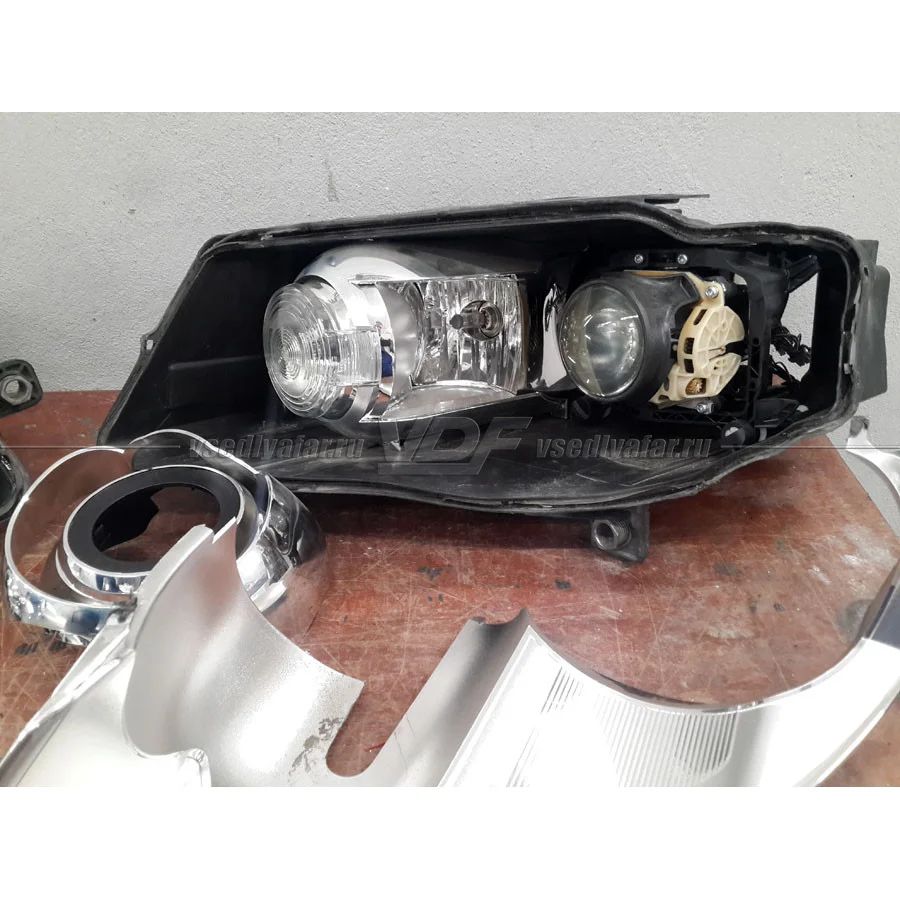 Рамки для замены линз в фарах Volkswagen Passat B6 2005-2010 с AFS