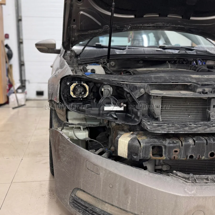 Рамки для замены линз в фарах Volkswagen Passat B7 2010-2015 с AFS