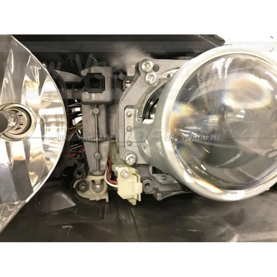 Рамки для замены линз в фарах Volkswagen Touareg 2002-2006 с AFS