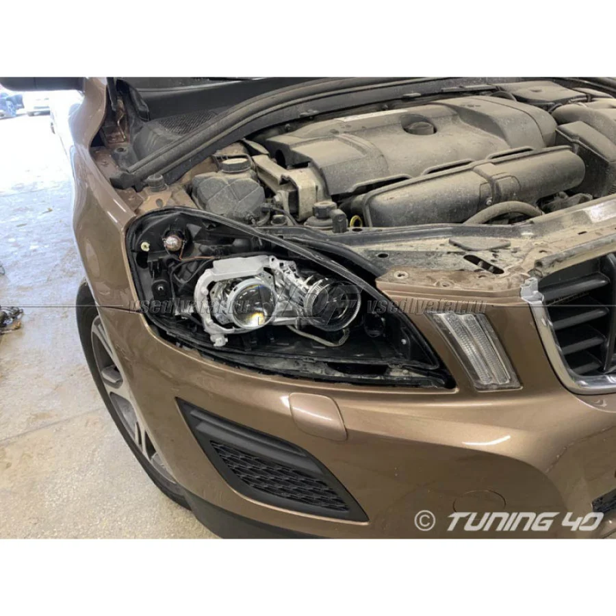 Рамки для замены линз в фарах Volvo XC60 2008-2013 с AFS