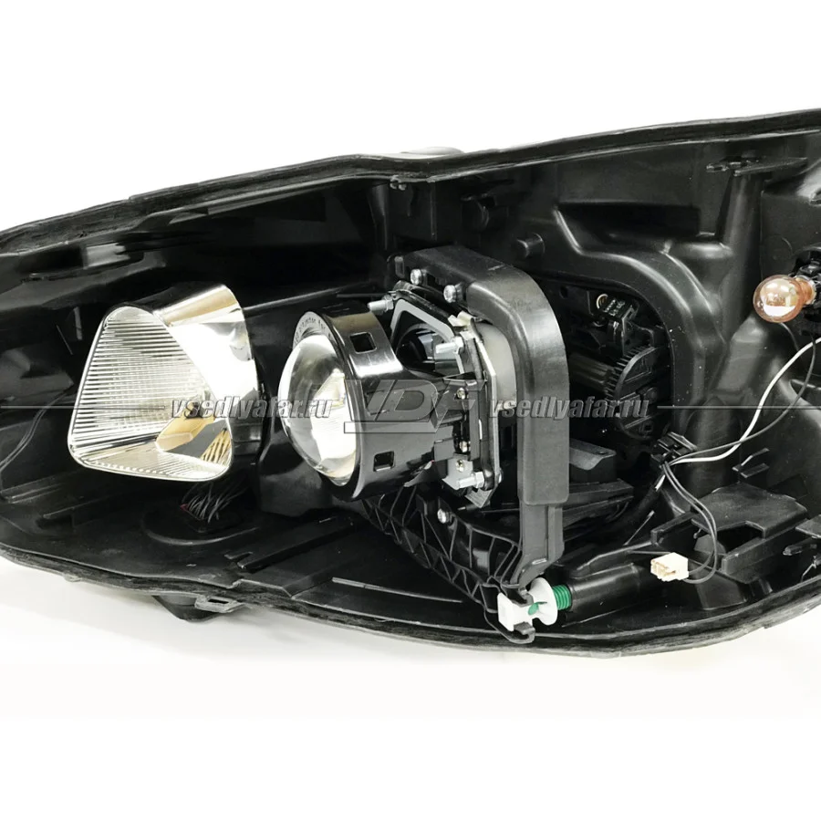 Рамки для замены линз в фарах Volvo XC60 2013-2017 с AFS
